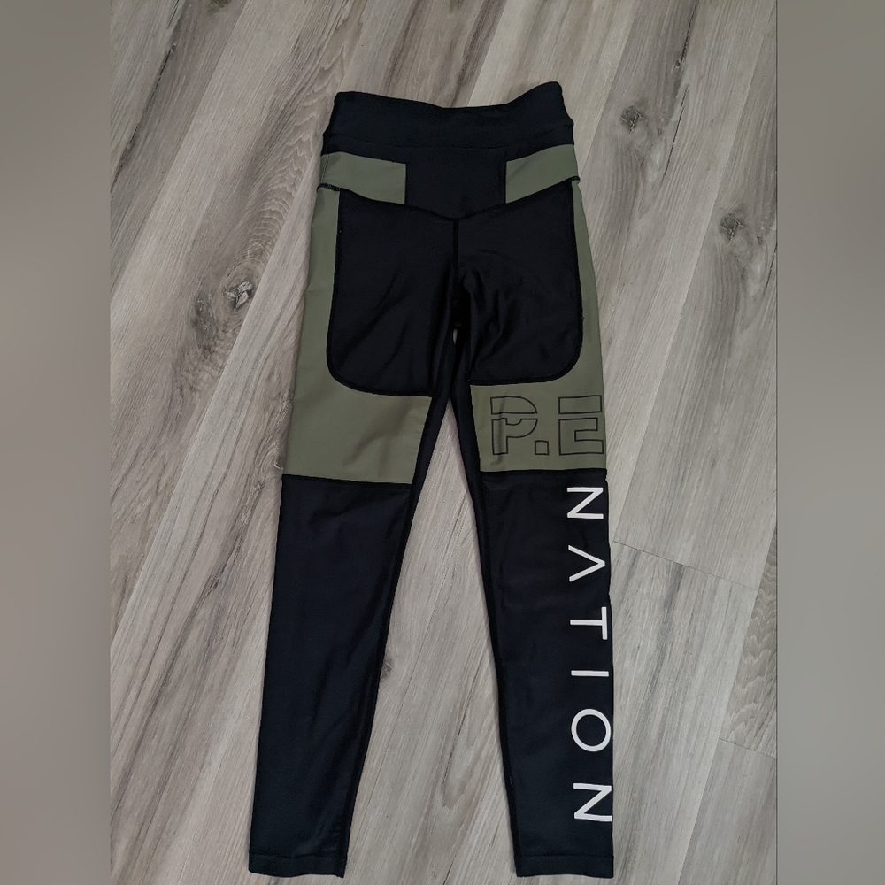 P.E Nation Roll Out Leggings in Olive Green XS